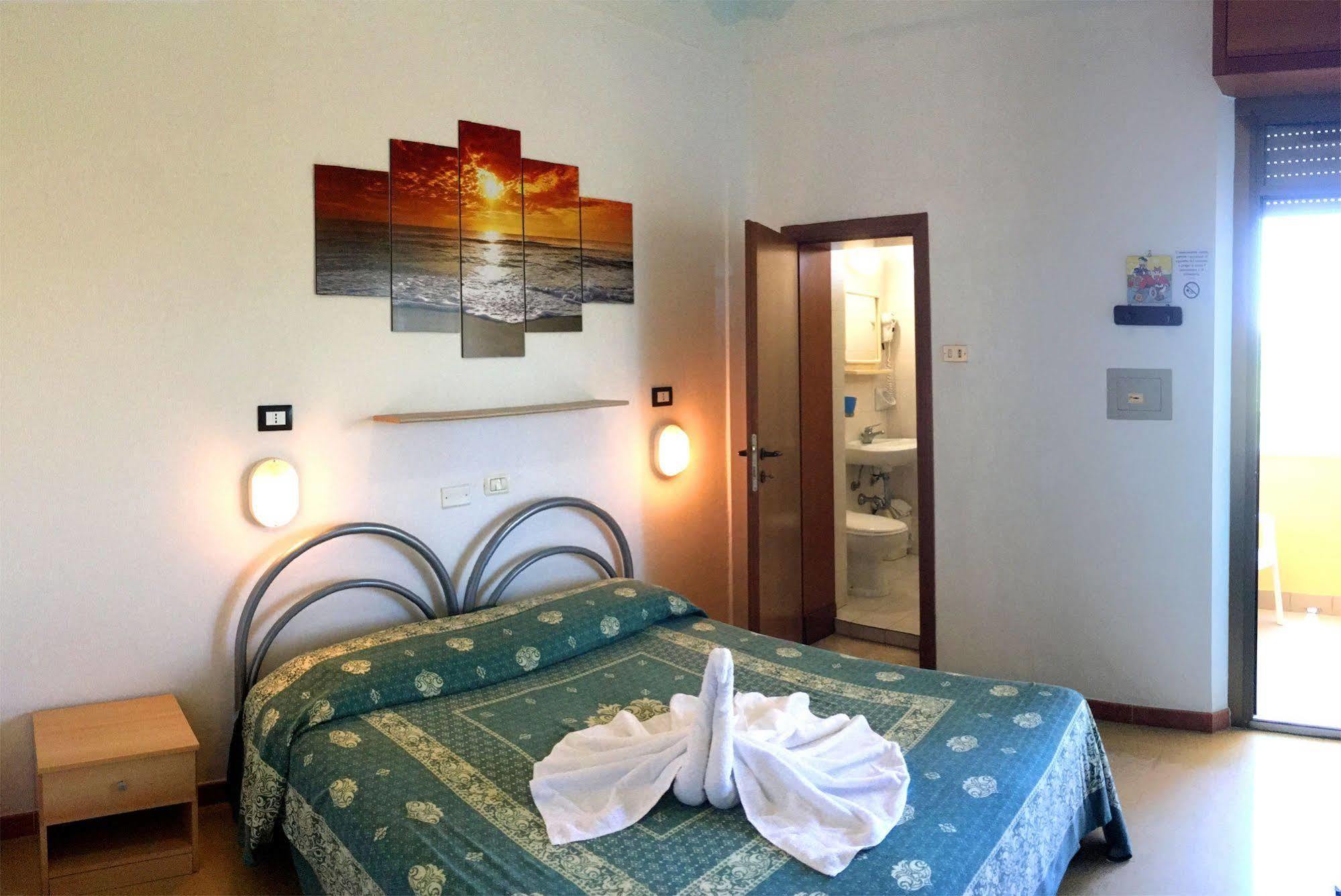 Edelweiss Hotel Fano Exterior photo
